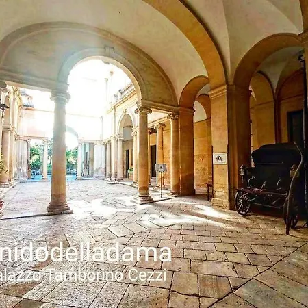 Grigis Palazzo Tamborino Cezzi Casa vacanze *